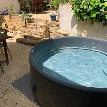 فيلة Maison De Charme, Center, Setting *