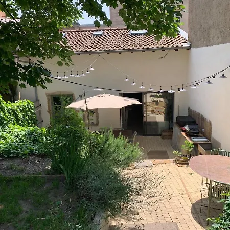 Maison De Charme, Center, Setting ليون