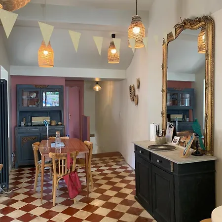 Maison De Charme, Center, Setting * ليون